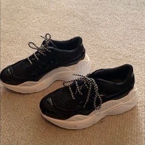 Never worn Jeffrey Campbell Chunky dad sneaker
